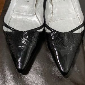 Sigerson Morrison Black pointy toe flats made in Italy
